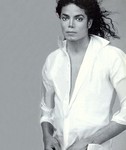 Michael Jackson’s will is fake according to siblings