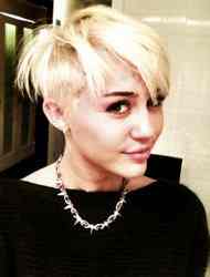 miley cryus looks like amy winehouses sister Miley Cyrus gets unflattering pixieish haircut