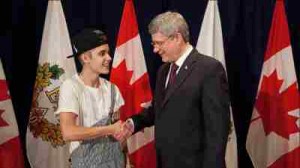 justin bieber dresses thuggish to meet canadian prime minister 300x168 Justin Bieber dresses thuggish to meet Canadian Prime Minister