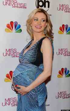 HOLLY MADISON BABY Holly Madison leaving Las Vegas home because of dog house